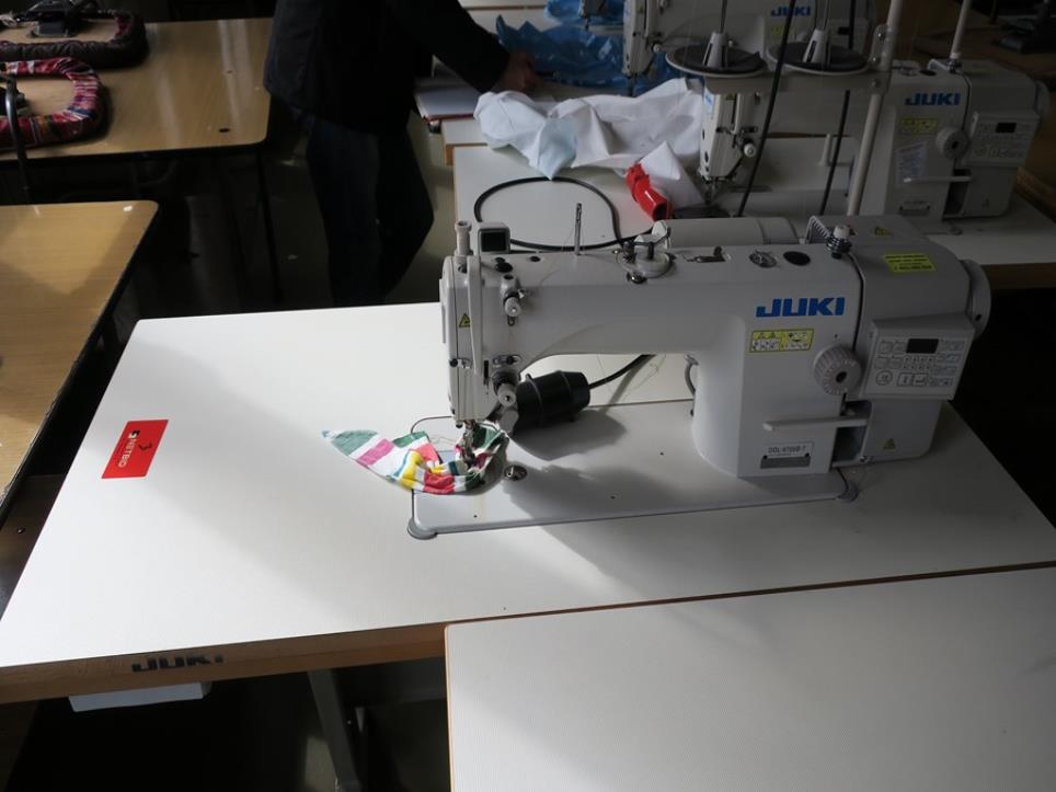 Used Juki DDL-8700B-7 Šivalni stroj Lockstitch for Sale (Auction Premium) | NetBid Slovenija